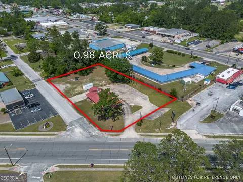 804 S Dixon St, Alma, GA 31510