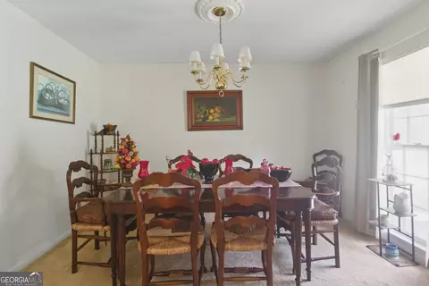 Dining - 154 Willowdell Dr, Toccoa, GA 30577 photo 1 of 1