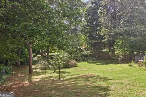 Exterior - 154 Willowdell Dr, Toccoa, GA 30577 photo 6 of 9
