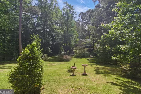 Exterior - 154 Willowdell Dr, Toccoa, GA 30577 photo 5 of 9