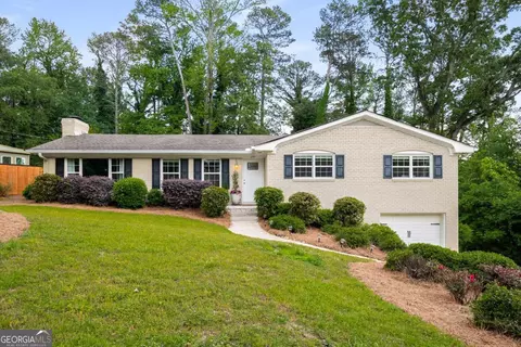 299 Stockwood Dr, Woodstock, GA 30188