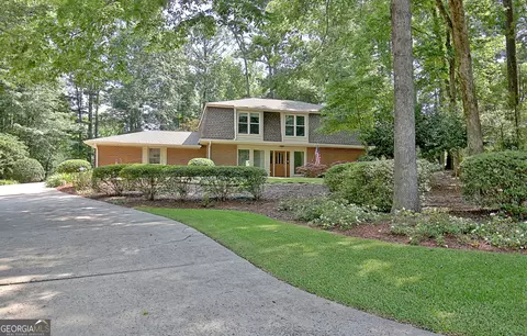 104 Whisper Trce, Peachtree City, GA 30269
