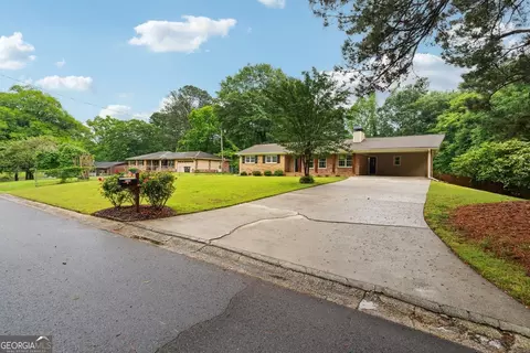 4125 Hickory Dr, Powder Springs, GA 30127
