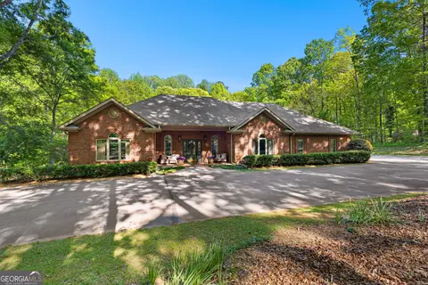 110 Woodland Rd, Fayetteville, GA 30214