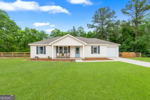 814 Bay Tree Ln, Statesboro, GA 30458