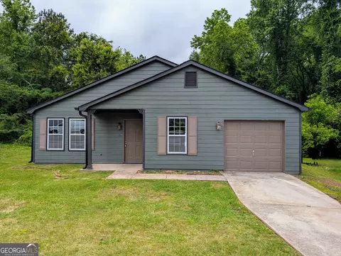 129 Tuscany Ln, Griffin, GA 30223