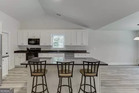 Kitchen - 3239 Tommy Dillard Rd, Monroe, GA 30656 photo 2 of 3