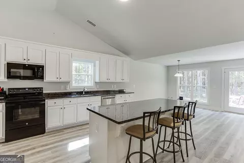 Kitchen - 3239 Tommy Dillard Rd, Monroe, GA 30656 photo 3 of 3