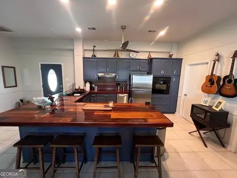 215 Circle Dr, Midway, GA 31320 photo 4