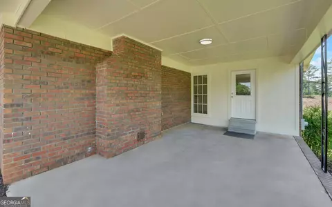 Exterior - 428 Jordan Rd, Toccoa, GA 30577 photo 6 of 6