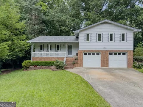 5841 Covered Wagon Trl, Lilburn, GA 30047
