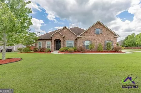 202 Brown Thrasher Ln, Kathleen, GA 31047