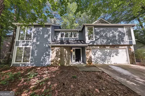 5362 Kelleys Mill Cir, Stone Mountain, GA 30088