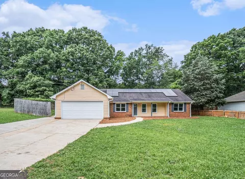 35 Riverbend Dr, Covington, GA 30014