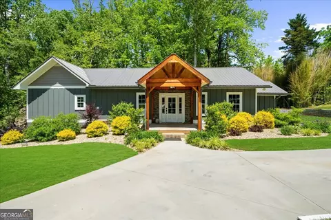 195 Mountain Meadows Rd, Clarkesville, GA 30523