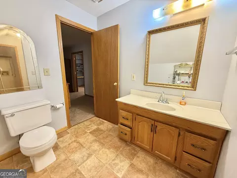 Bath - 307 Harwell Ave, Lagrange, GA 30240 photo 4 of 4