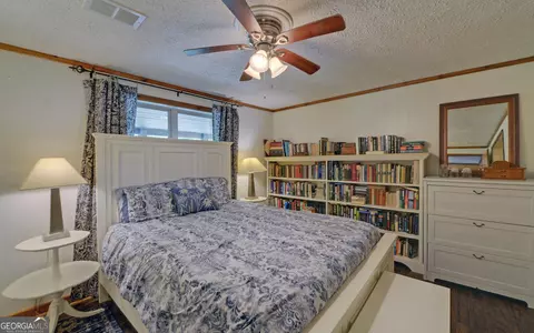 Bedroom - 446 Mcmurray Lake Rd, Toccoa, GA 30577 photo 1 of 6