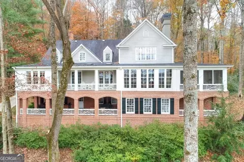 130 River Lndg NE, Sandy Springs, GA 30350