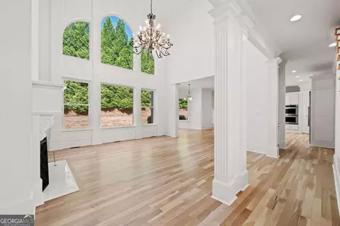 Living - 8745 Islesworth Ct, Duluth, GA 30097 photo 4 of 10