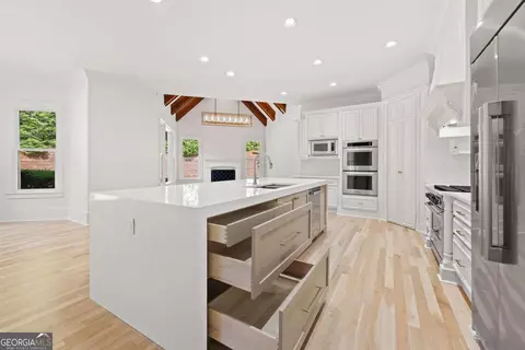 Kitchen - 8745 Islesworth Ct, Duluth, GA 30097 photo 3 of 10