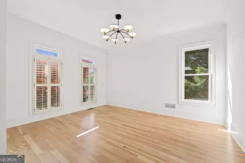 Living - 8745 Islesworth Ct, Duluth, GA 30097 photo 1 of 10