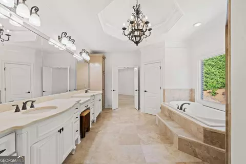 Bath - 8745 Islesworth Ct, Duluth, GA 30097 photo 5 of 8