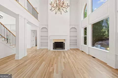 Living - 8745 Islesworth Ct, Duluth, GA 30097 photo 6 of 10