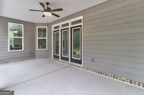 Exterior - 225 Dean Dr, Guyton, GA 31312 photo 5 of 7