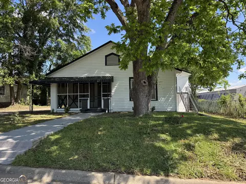 859 Charlotte St, Macon, GA 31211