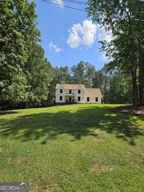 175 Forest Lake Dr, Fayetteville, GA 30215