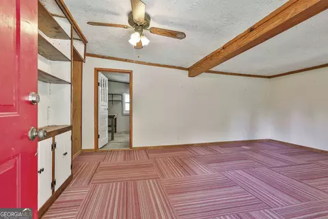 Living - 252 Teaver Rd, Lagrange, GA 30240 photo 1 of 6