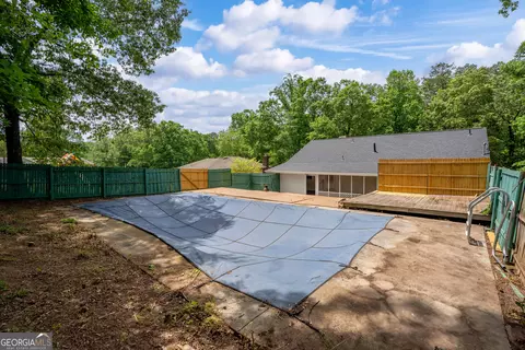 Exterior - 121 Stonewood Dr, Toccoa, GA 30577 photo 4 of 6