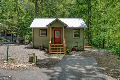 423 Chimney Rdg, Blairsville, GA 30512