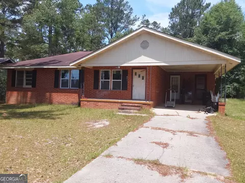 701 Magnolia Dr, Dublin, GA 31021
