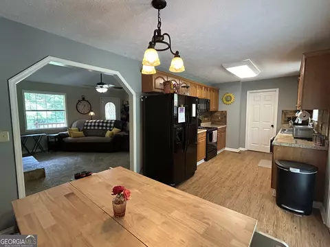 Kitchen - 3550 W Point Rd, Lagrange, GA 30240 photo 2 of 7