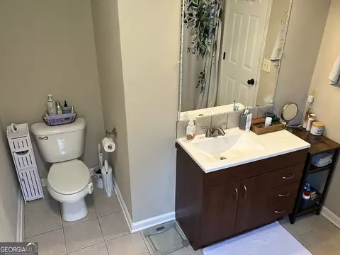 Bath - 3550 W Point Rd, Lagrange, GA 30240 photo 3 of 4