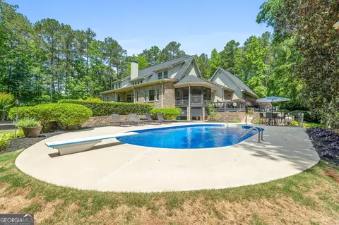 130 Allie Dr, Mcdonough, GA 30252