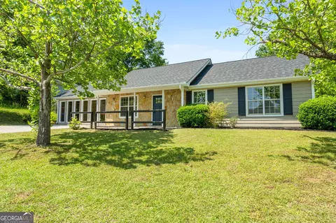 1404 Meadowind Ct SW, Conyers, GA 30094