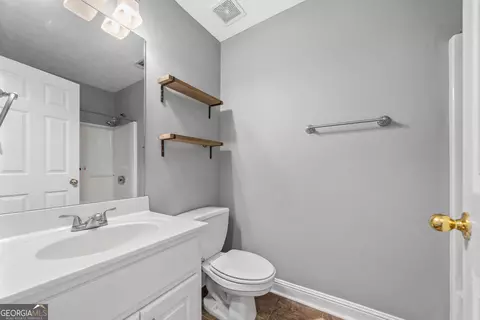 Bath - 175 Dove Pt, Covington, GA 30016 photo 1 of 2