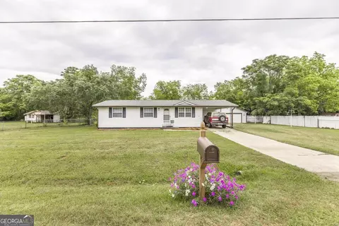 120 Southside Dr, Cochran, GA 31014
