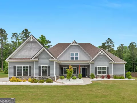 327 Newberry Estates Xing, Senoia, GA 30276