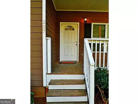 207 Brownlee Rd, Atlanta, GA 30331