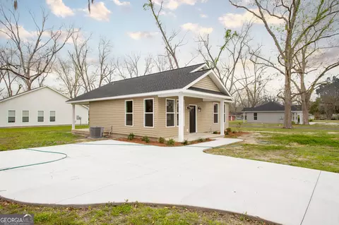 Other - 322 Walker St, Blackshear, GA 31516 photo 10 of 10