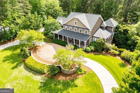 115 Champion Dr, Carrollton, GA 30116