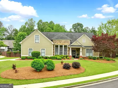 3174 Piney Woods Cir, Buford, GA 30519
