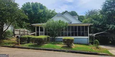 216 Oak St, Hogansville, GA 30230