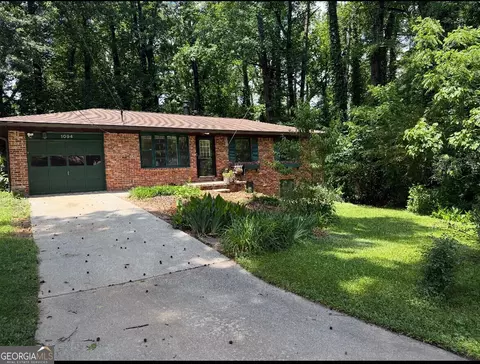 1094 Seville Dr, Clarkston, GA 30021