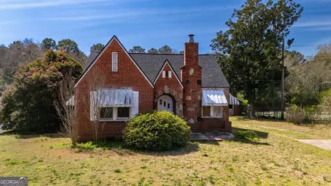 1589 Vernon Rd, Lagrange, GA 30240