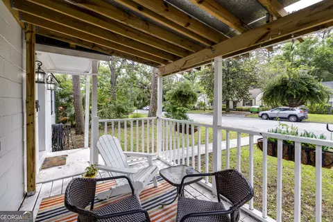 Exterior - 6 Oleander Ave, Savannah, GA 31404 photo 2 of 4