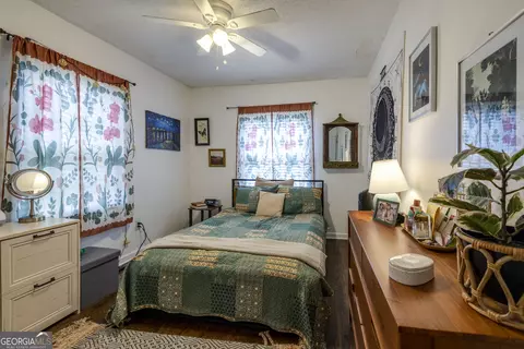 Bedroom - 6 Oleander Ave, Savannah, GA 31404 photo 9 of 10